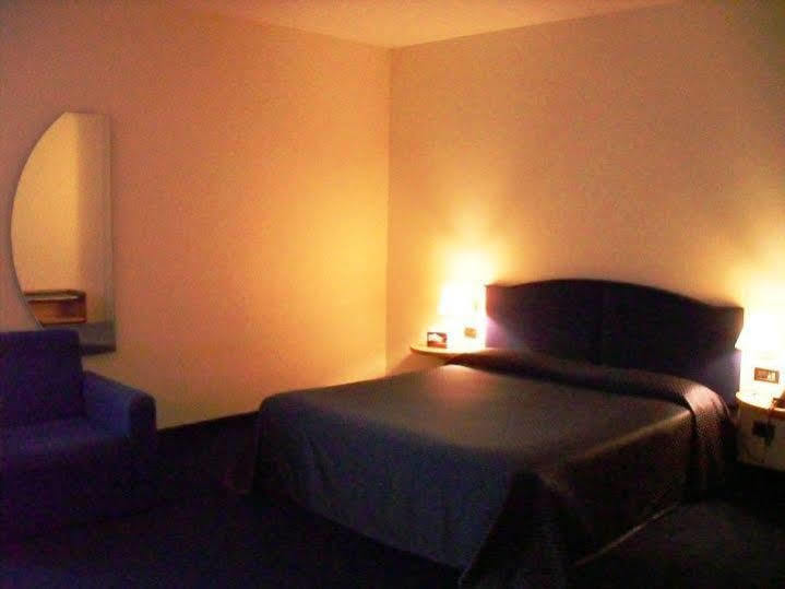 Vittoria Parc Hotel Μπάρι Εξωτερικό φωτογραφία
